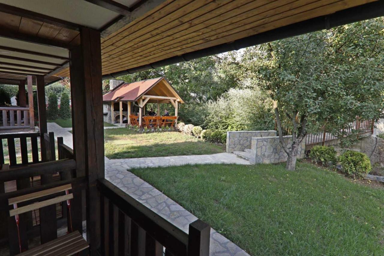 Brvnare Ala Vrdnik Villa Bagian luar foto
